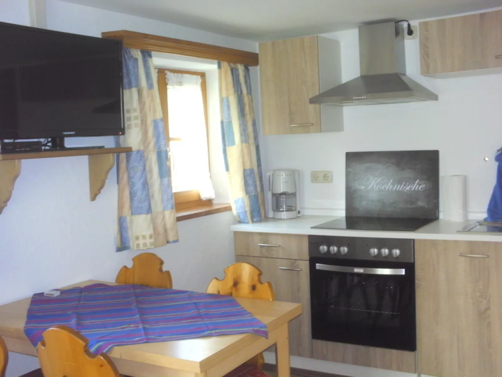 Mit Balkon in guter Ausflugslage-Binnen