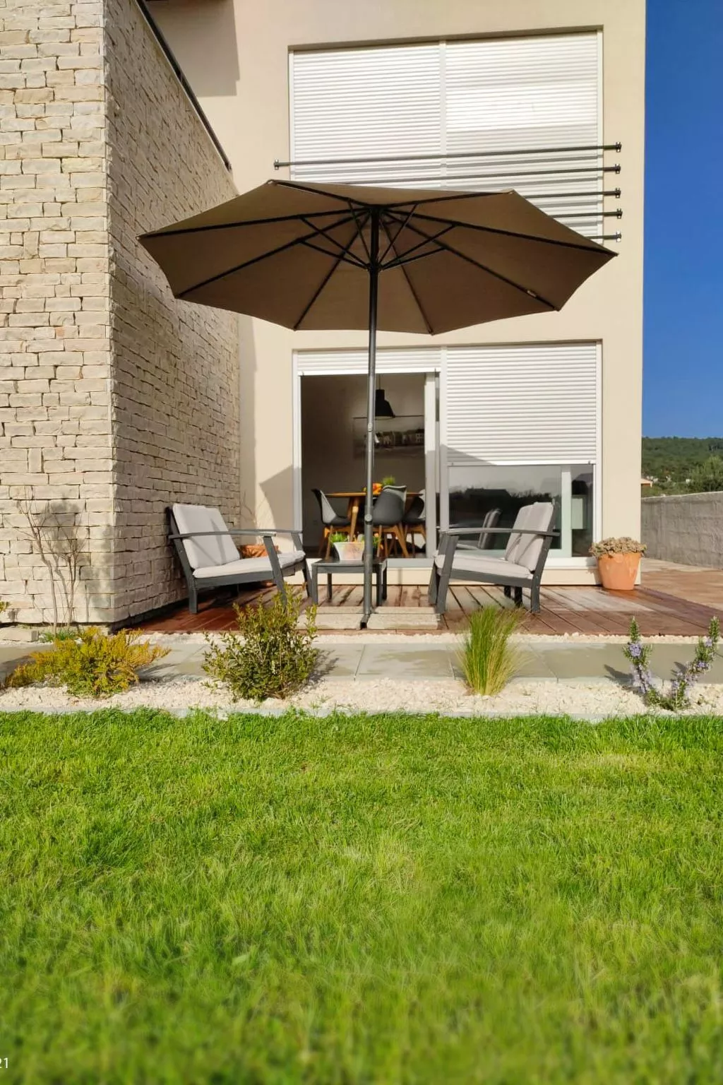 Große Wohnung in Bibinje mit Möblierter Terrasse-Buiten