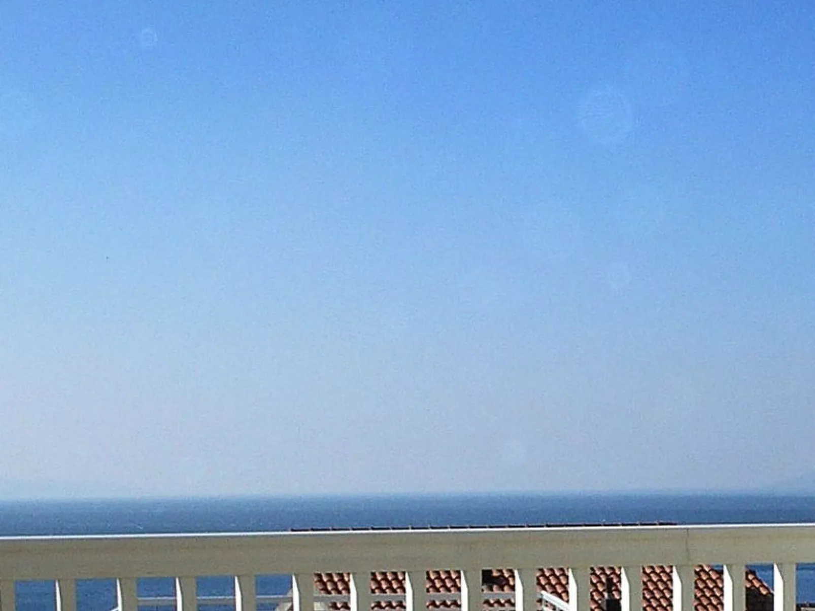 Mit Blick auf das Wasser - Buiten