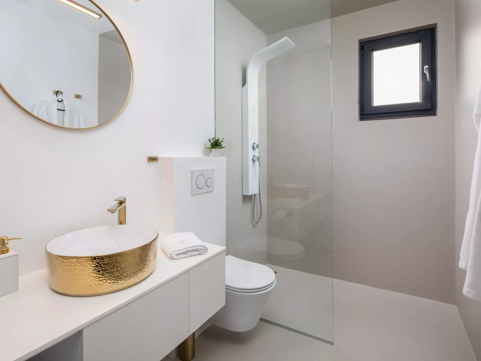 Villa Le in Oklaj-Image-tags.info