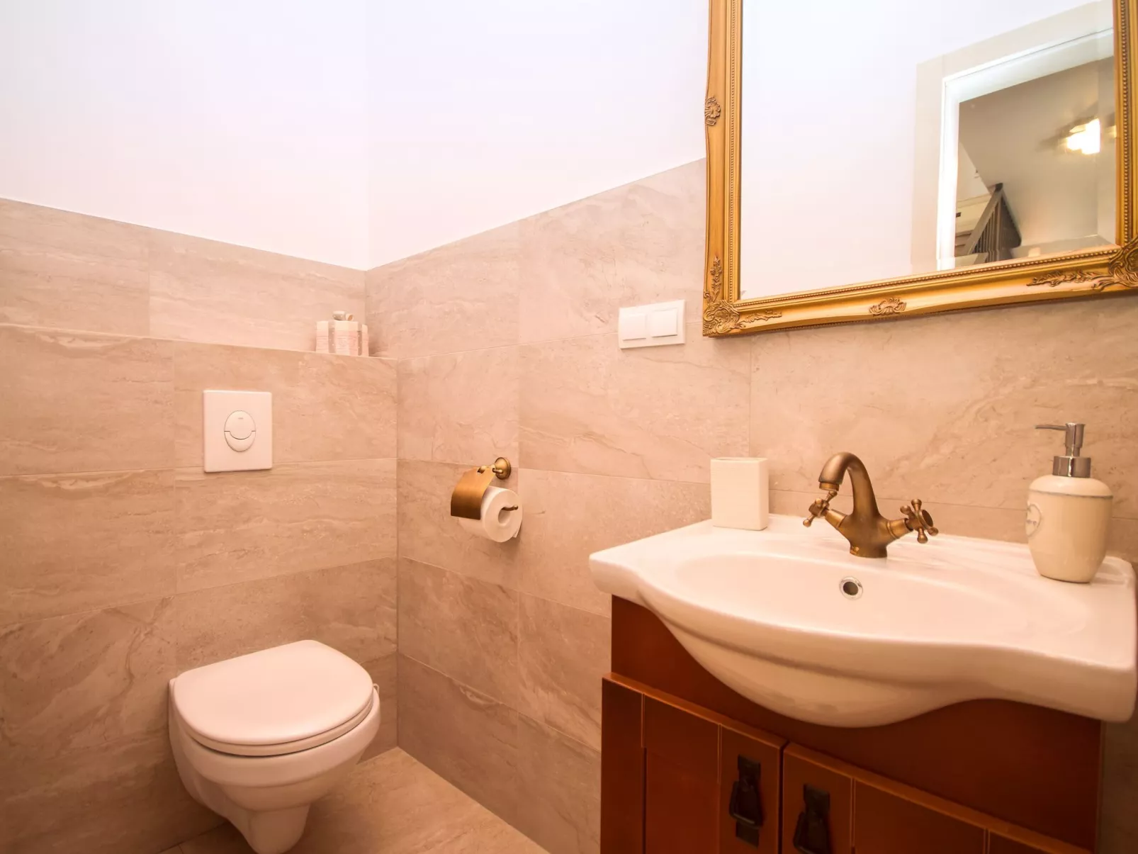 Villa Allegra-Binnen