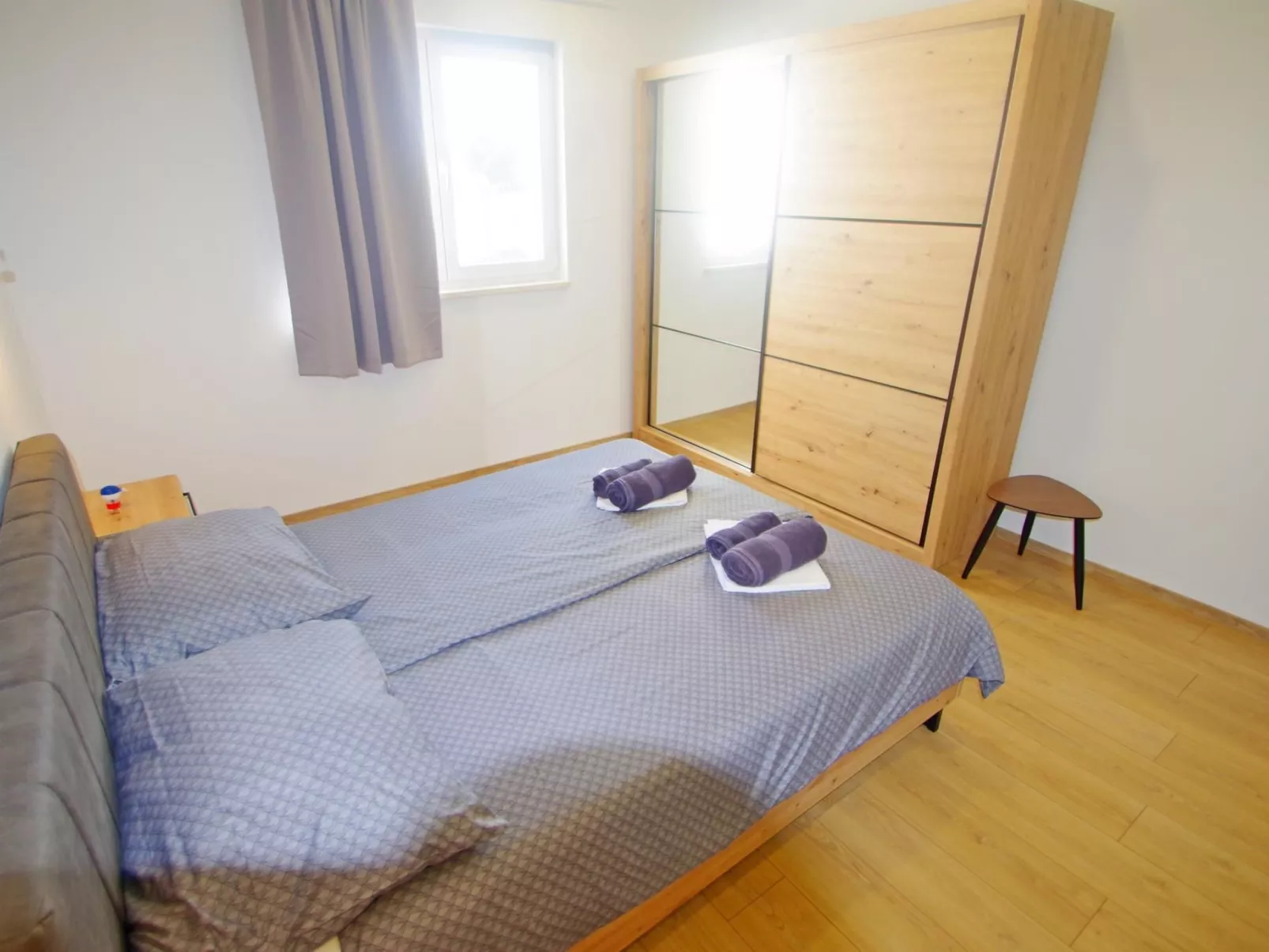 Ferienhaus, privater Pool, Dorf Šišan-Binnen