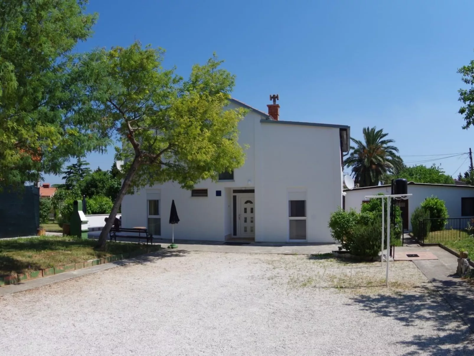 Wohnung in Premantura mit privatem Parkplatz-Buiten