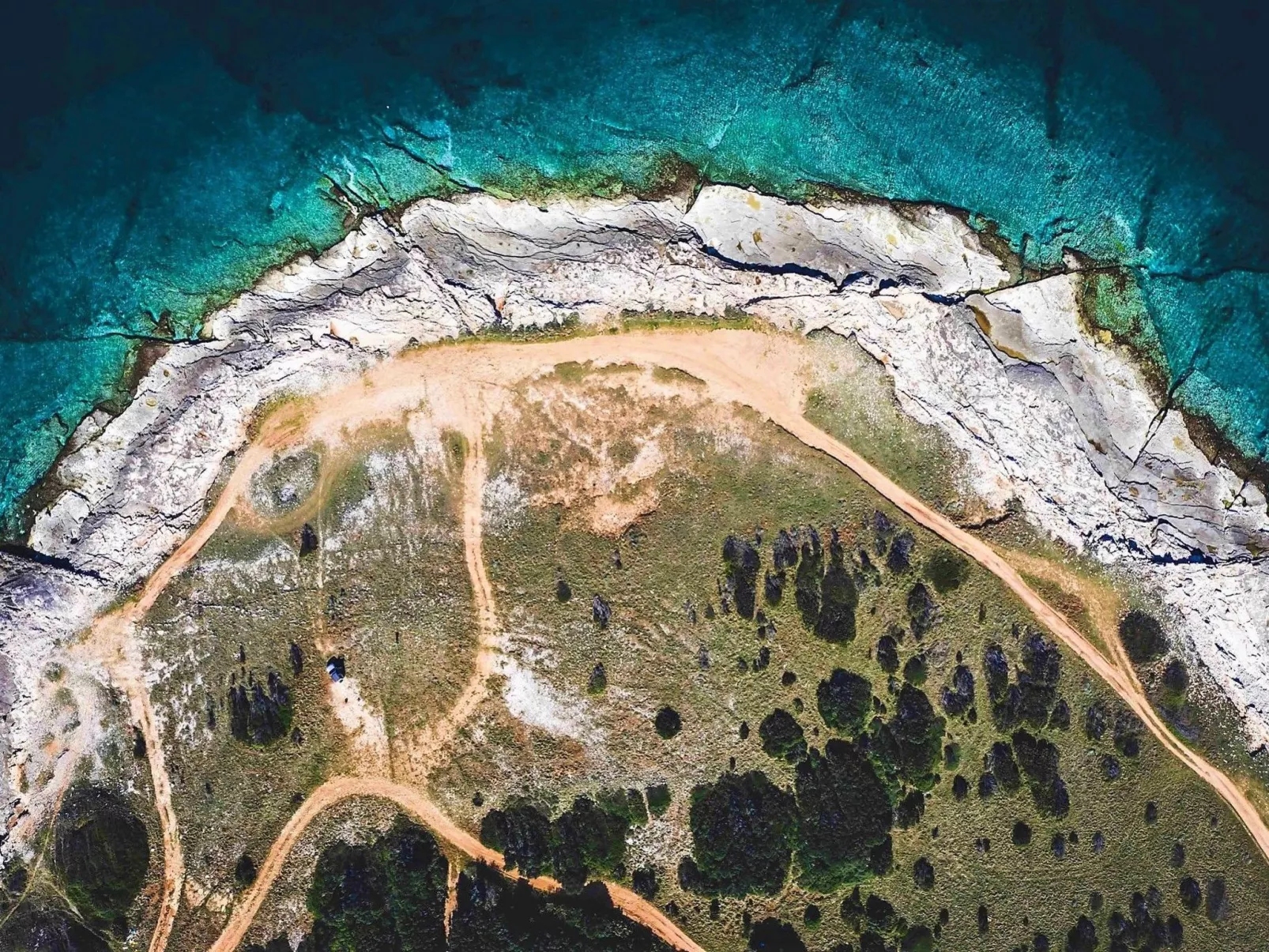 Wunderschöne Ferienwohnung in Ližnjan mit Garten, Grill und Terrasse-Buiten