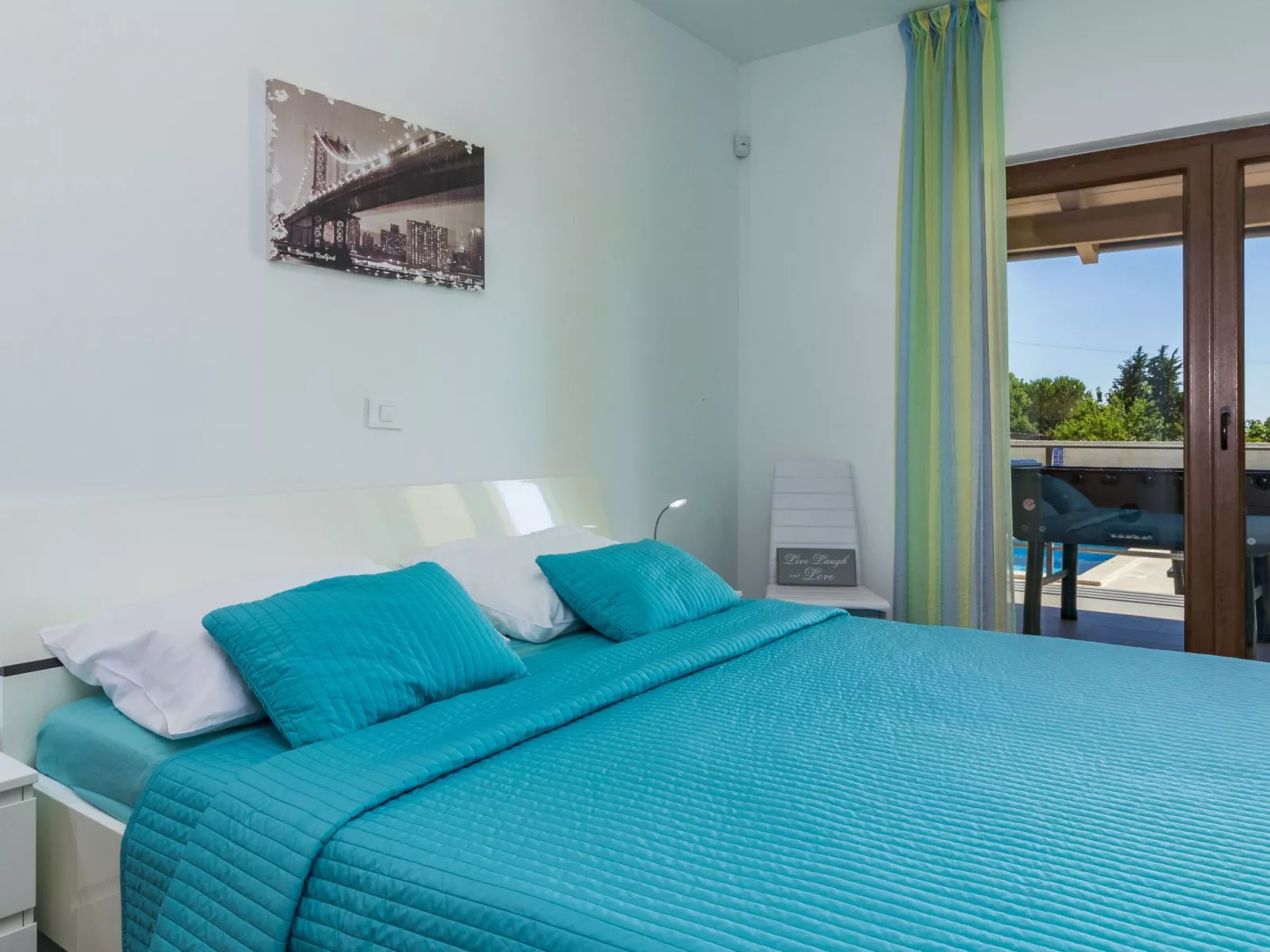 Beeindruckende Luxusvilla mit beheiztem Privatpool-Binnen