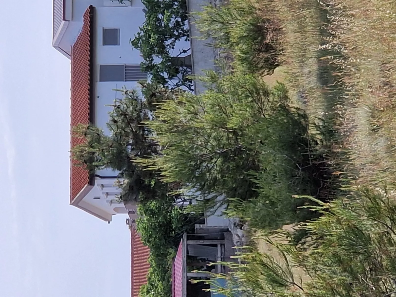 Ema erste Etage mit offener Terrasse-Buiten