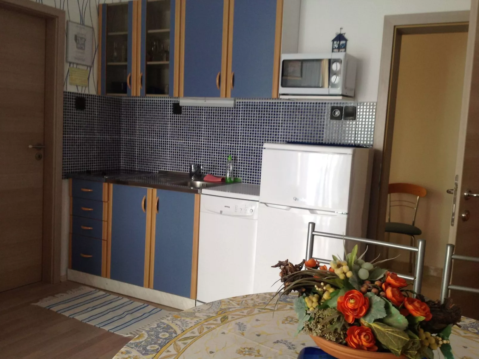 Appartement für 2-3 Personen mit Balkon und Gemeinschaftspool-Binnen