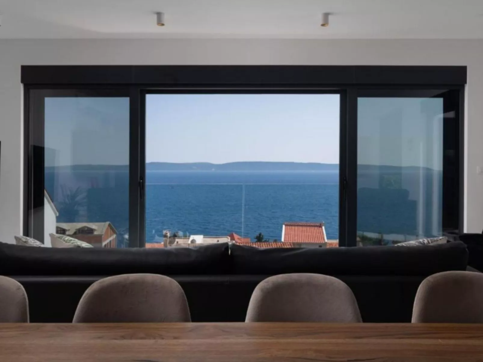 Villa Julian mit beheiztem Pool-Binnen