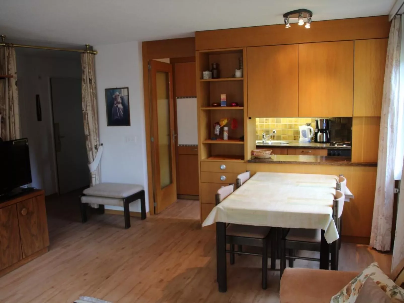 Mit Bergblick-Binnen