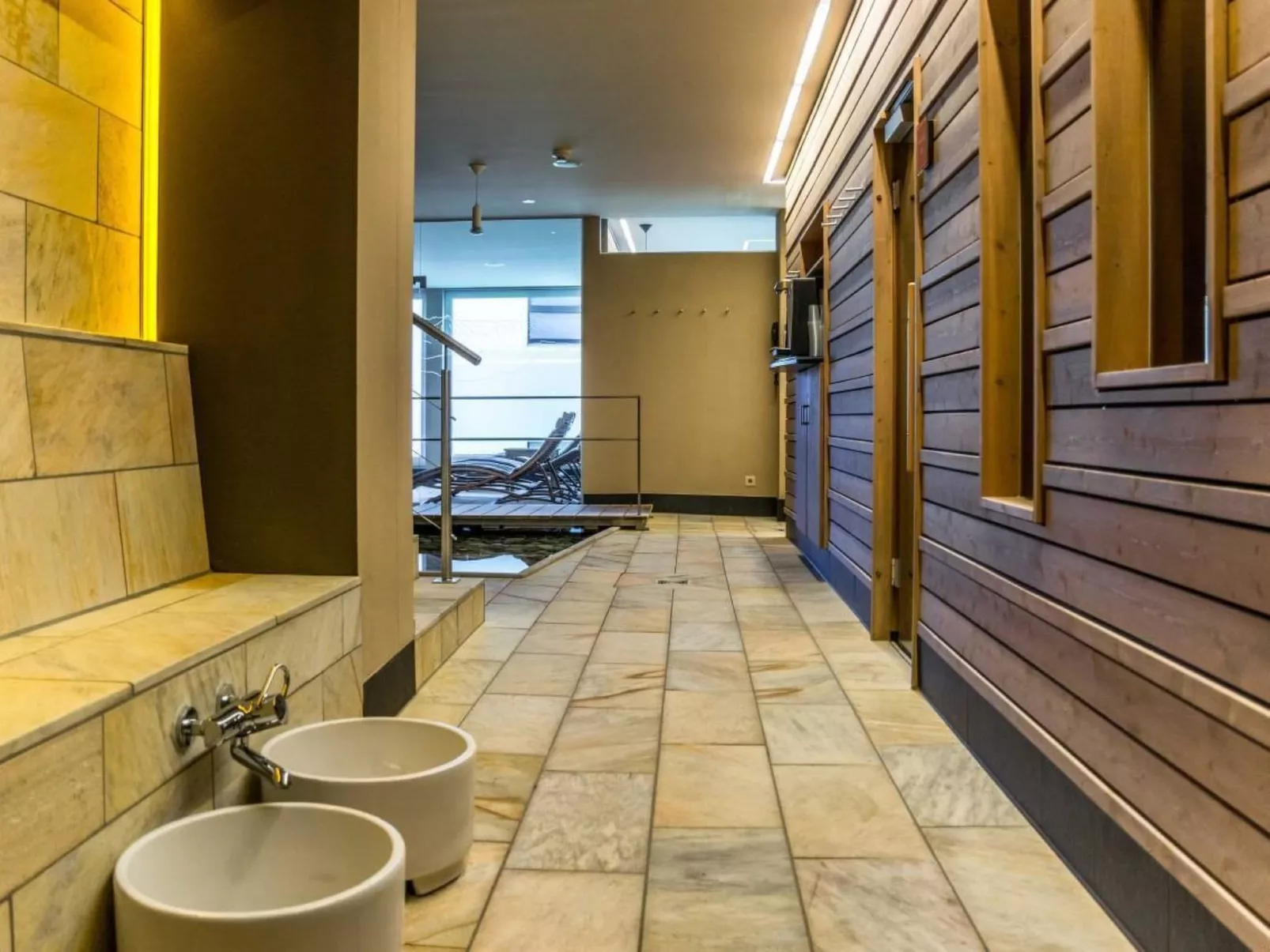 Apartment Enzian mit Mitbenutzung SPA & Wellness-Binnen