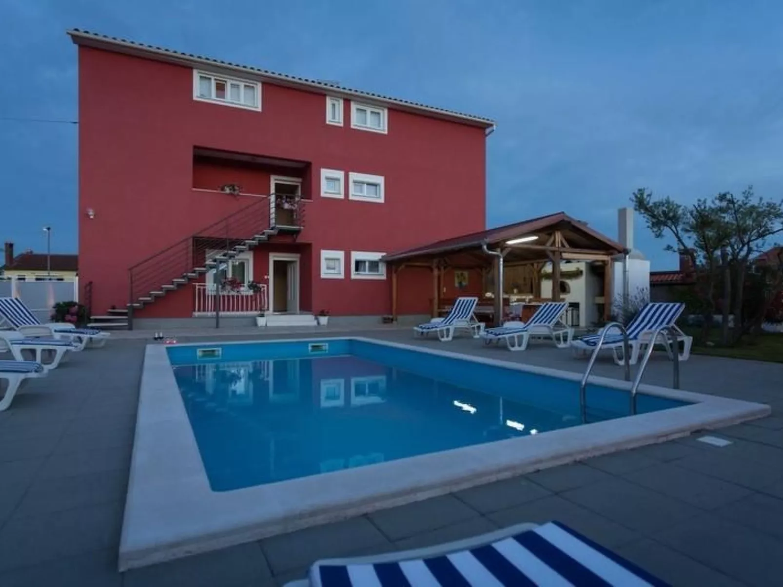 In Rovinj mit Großer Terrasse-Buiten