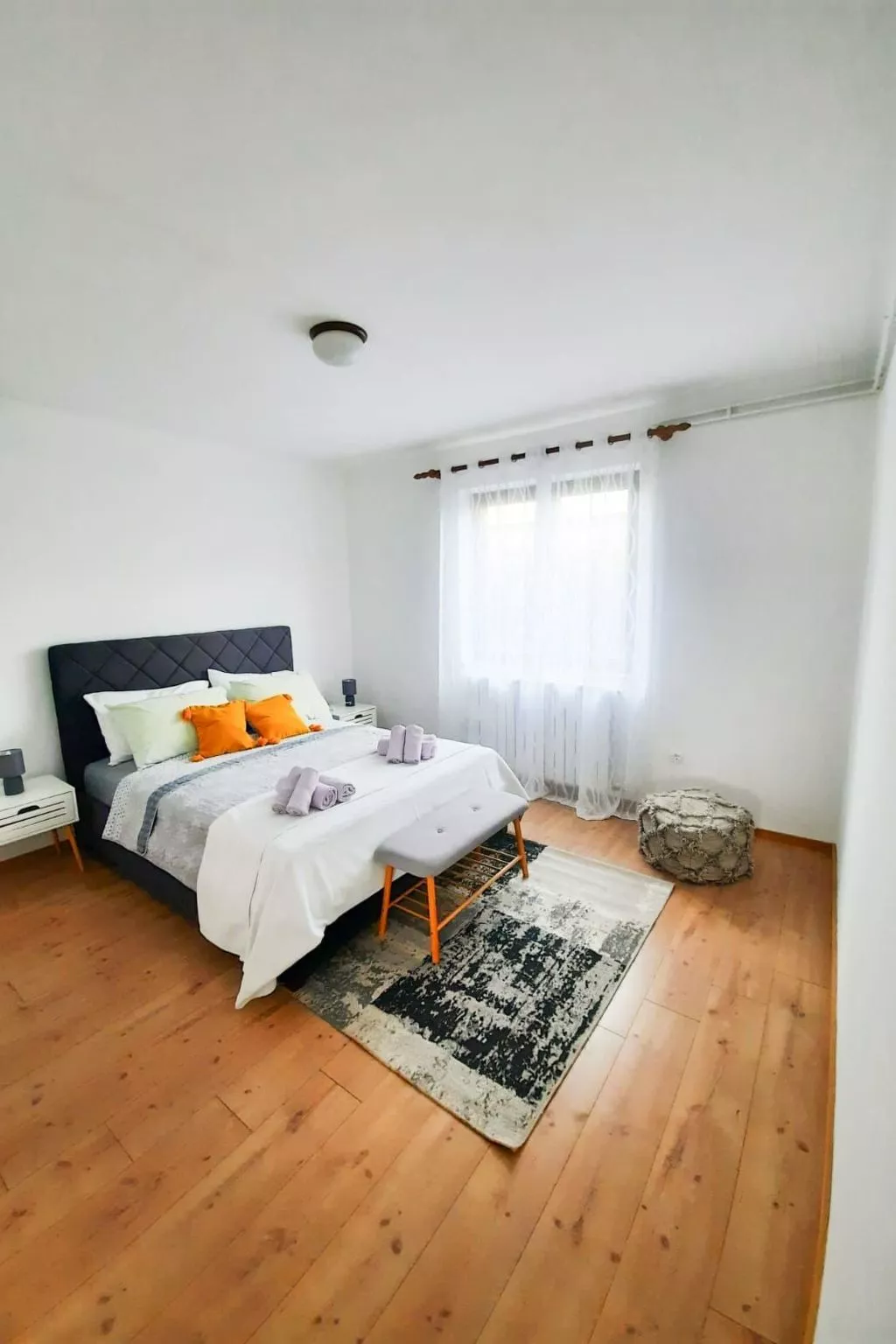 Sehr geräumige Villa mit Pool-Binnen