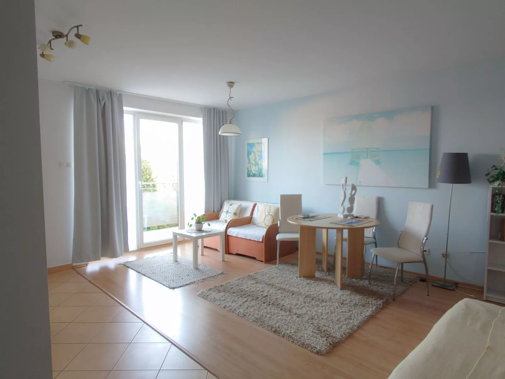 Helle Ferienwohnung in Kolberg mit Großem Balkon-Binnen