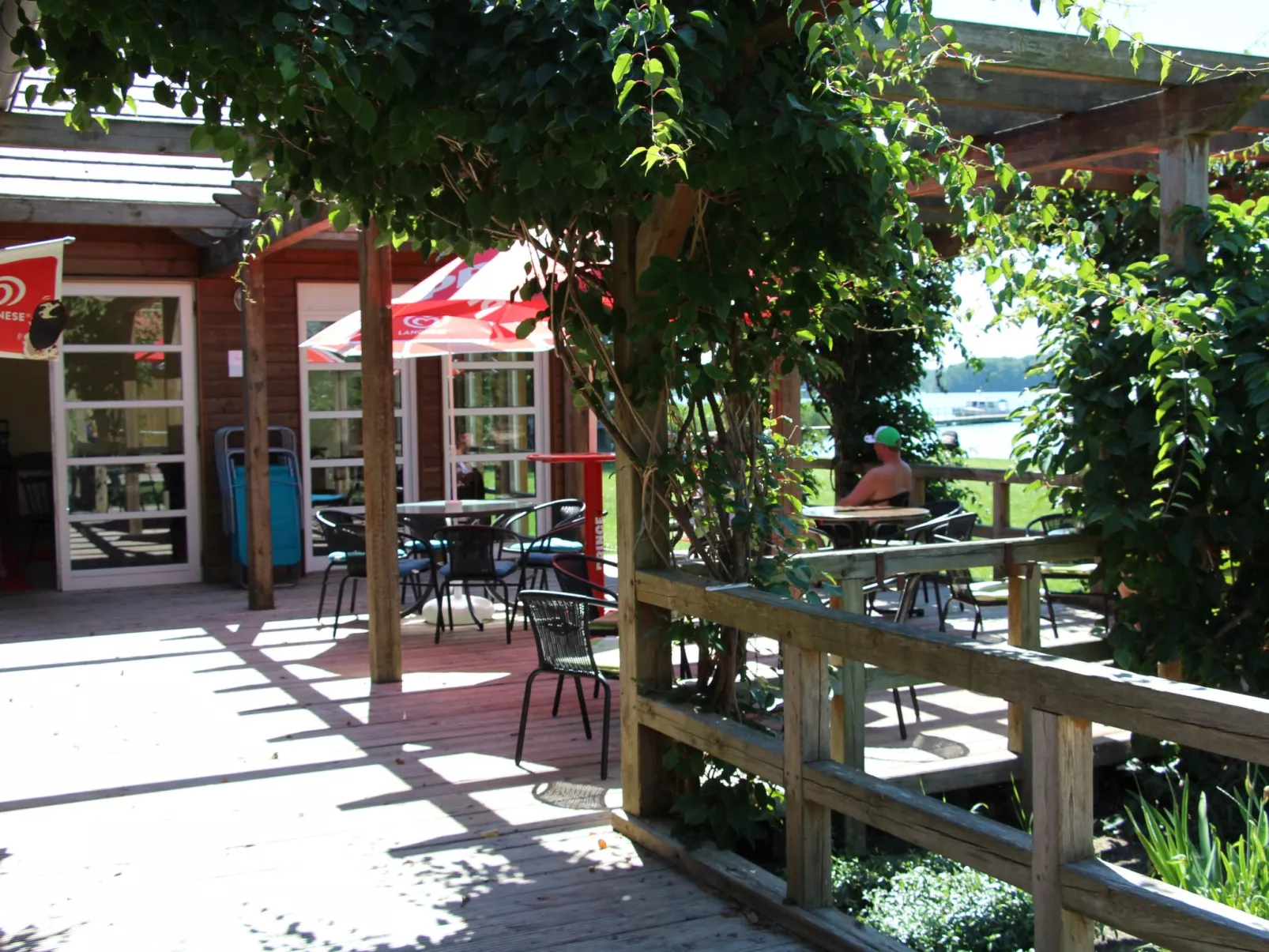 In Hohenlychen mit Grill, Loggia 5-Buiten