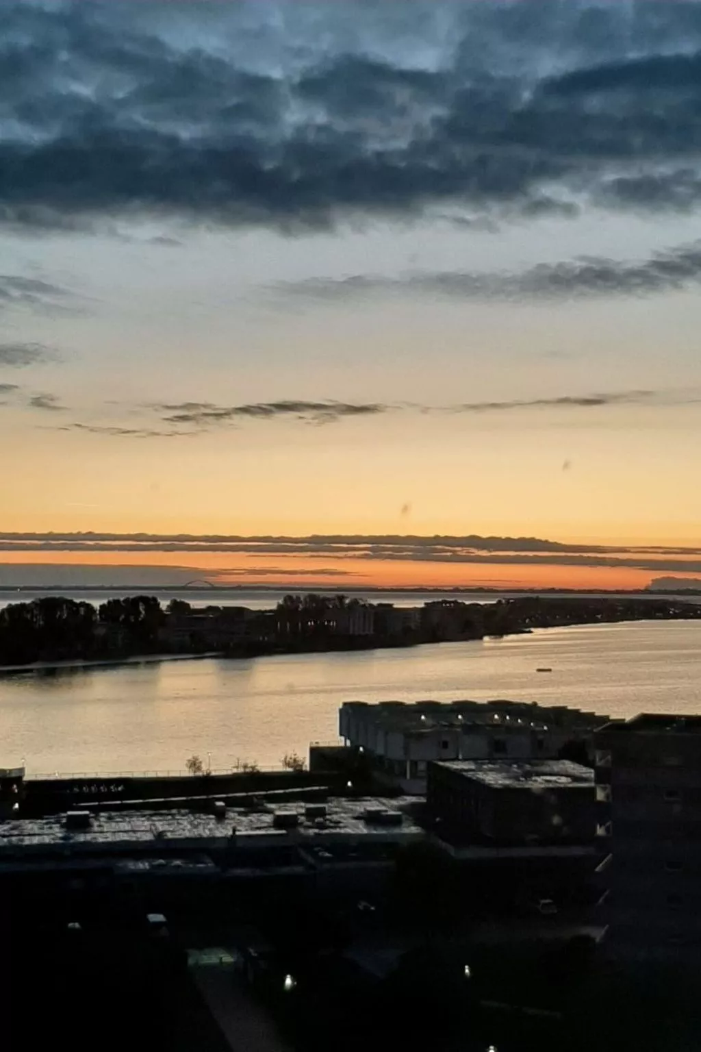 Sonnenaufgang-Buiten