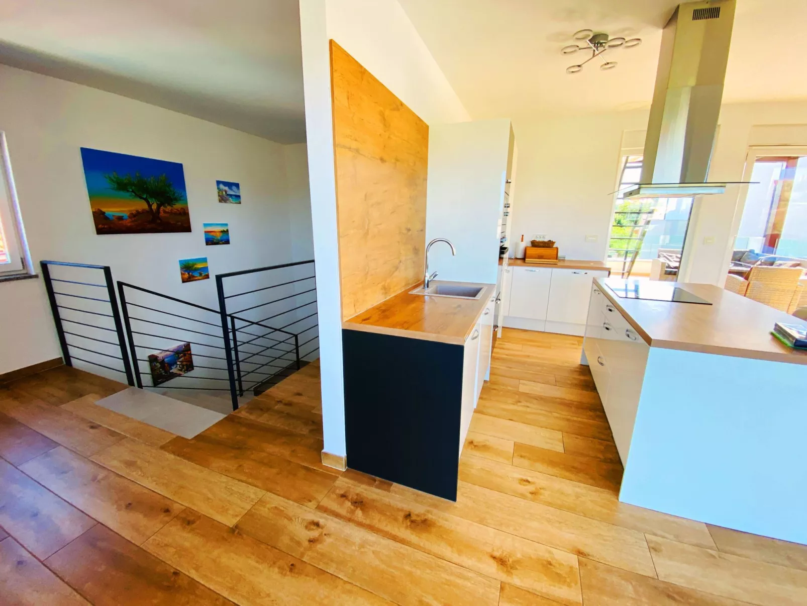 Leon's Holiday Homes-Binnen