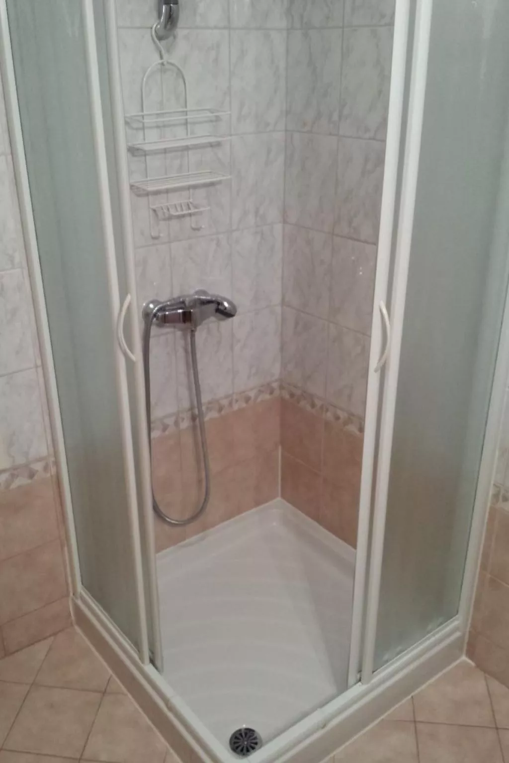 Mit Blick auf das Wasser-Binnen