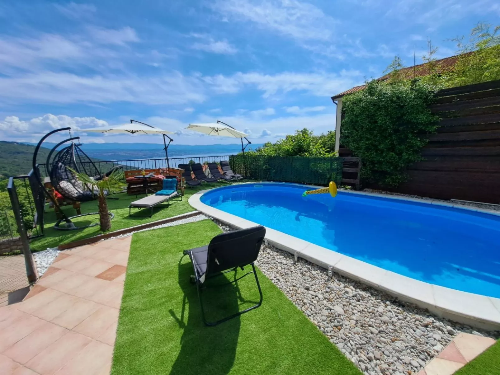 Wunderschöne Luxus-Familienvilla Emily-Buiten