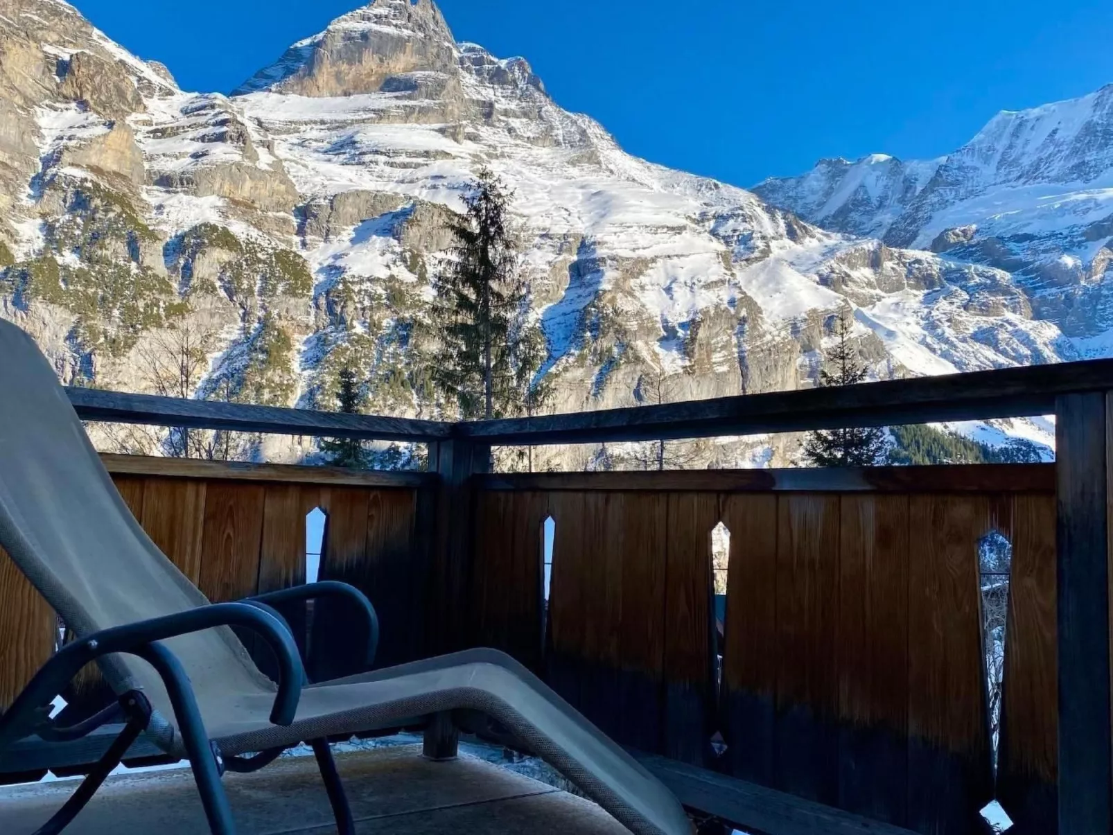 Apartment mit Balkon Esther's Guesthouse-Image-tags.info