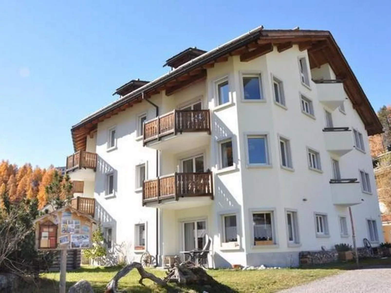 Chesa Sunasain V3-Buiten