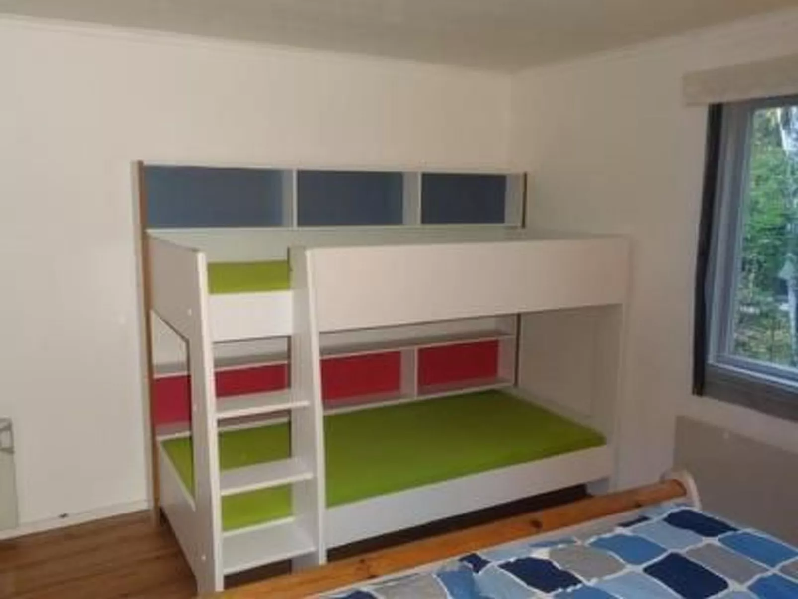 Charmantes Holzferienhaus mit Sauna-Binnen