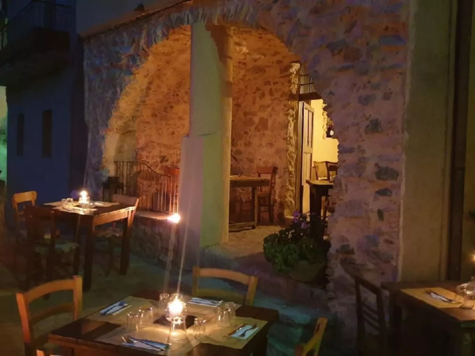 Großes Studio mit Terrasse mit Meerblick-Buiten