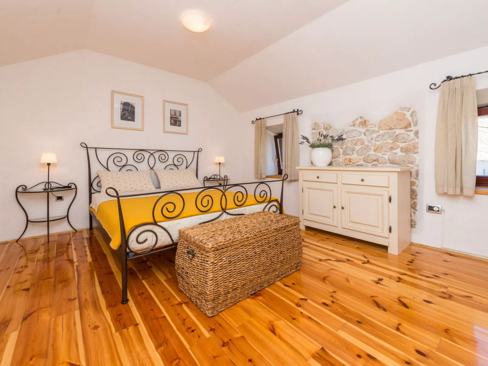 In Sukošan mit Privatem Garten-Binnen