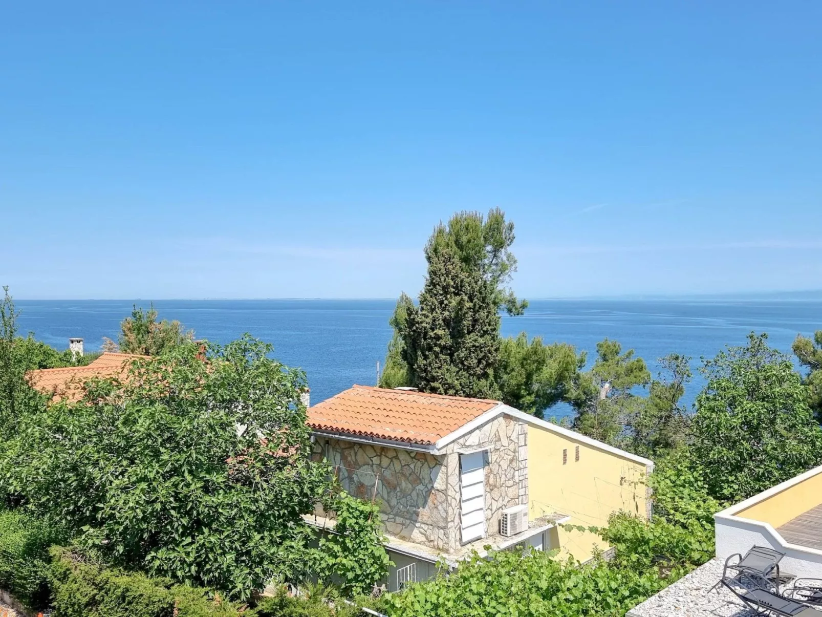Apartment mit Meerblick für 4 Personen-Buiten