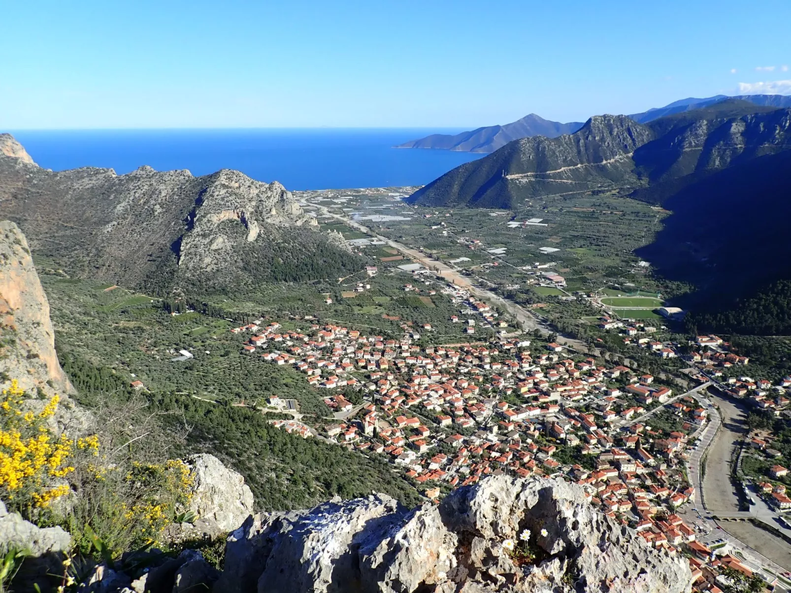 1249147 (copy)-Buiten