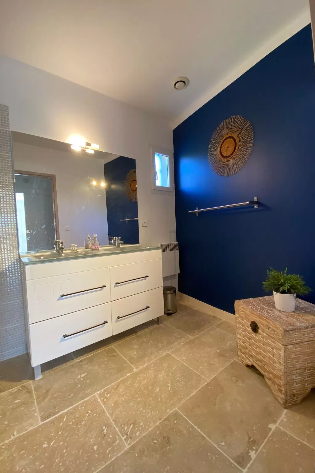 Villa Chemin du Lirac in Tavel-Binnen