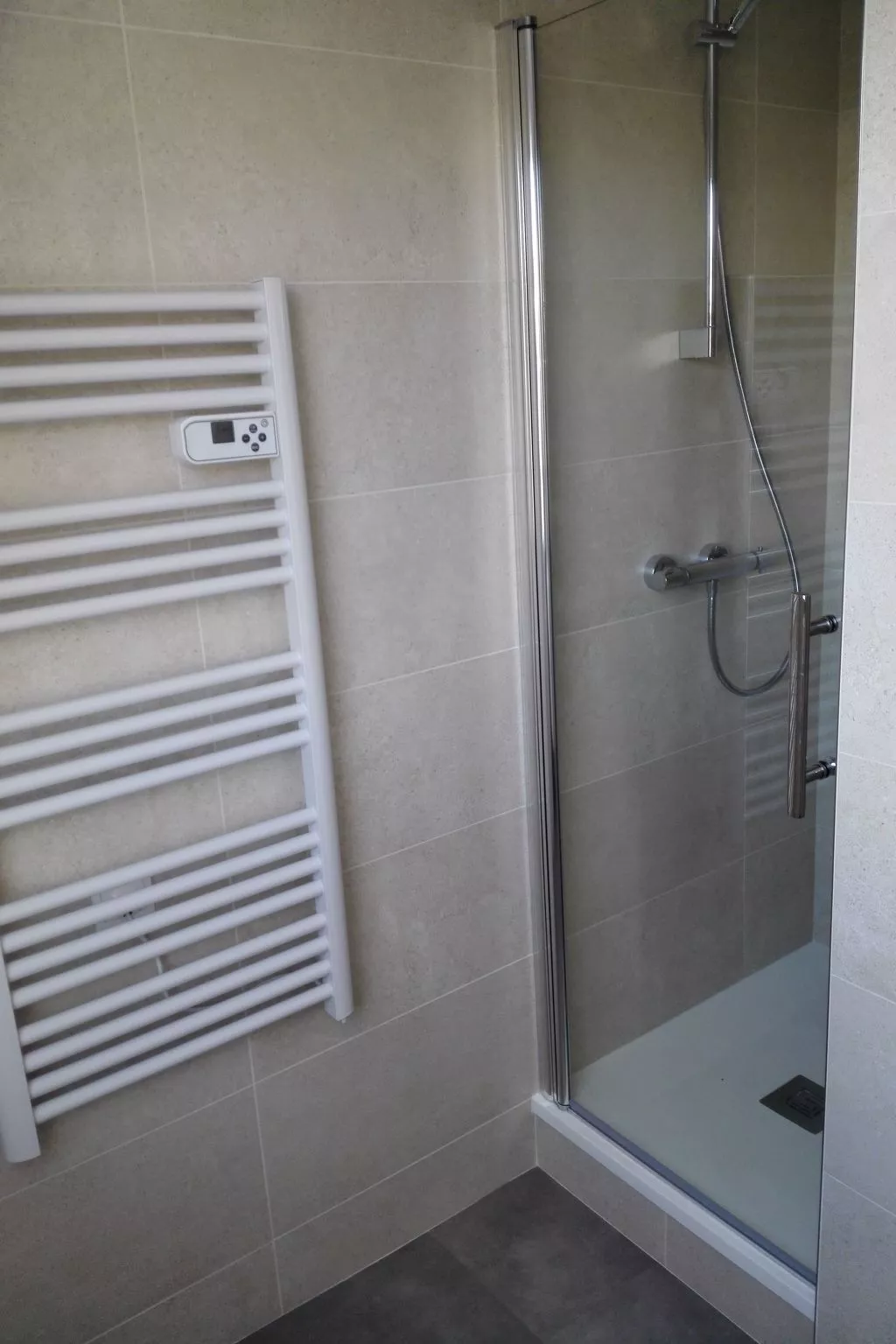 Moderne Duplexwohnung mit Durchgang in der Nähe von SPA-Binnen