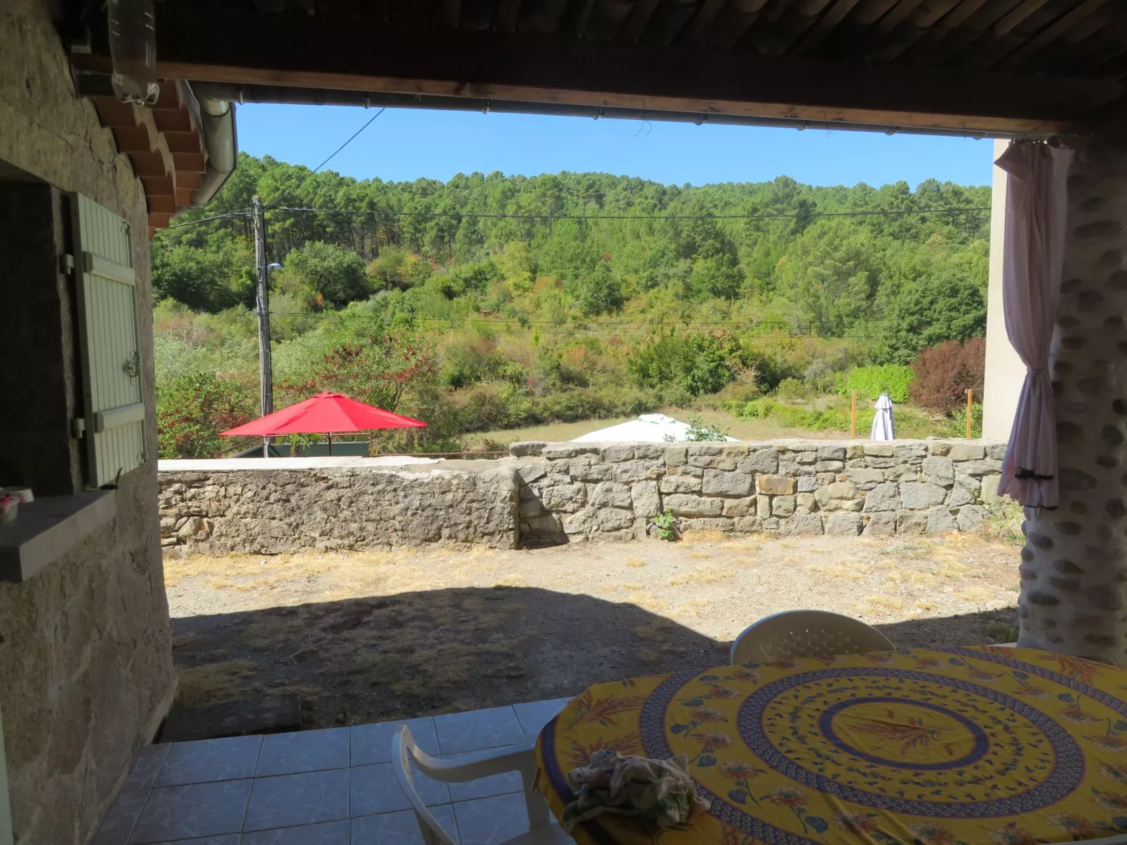 Haus für 6 Personen mit eigener Terrasse-Buiten