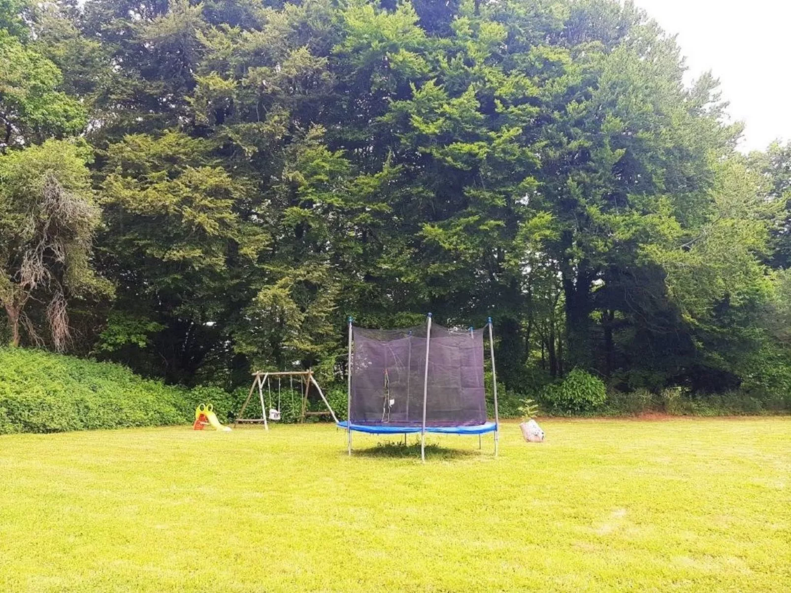 Charmantes großes Cottage zwischen Land und Meer-Buiten