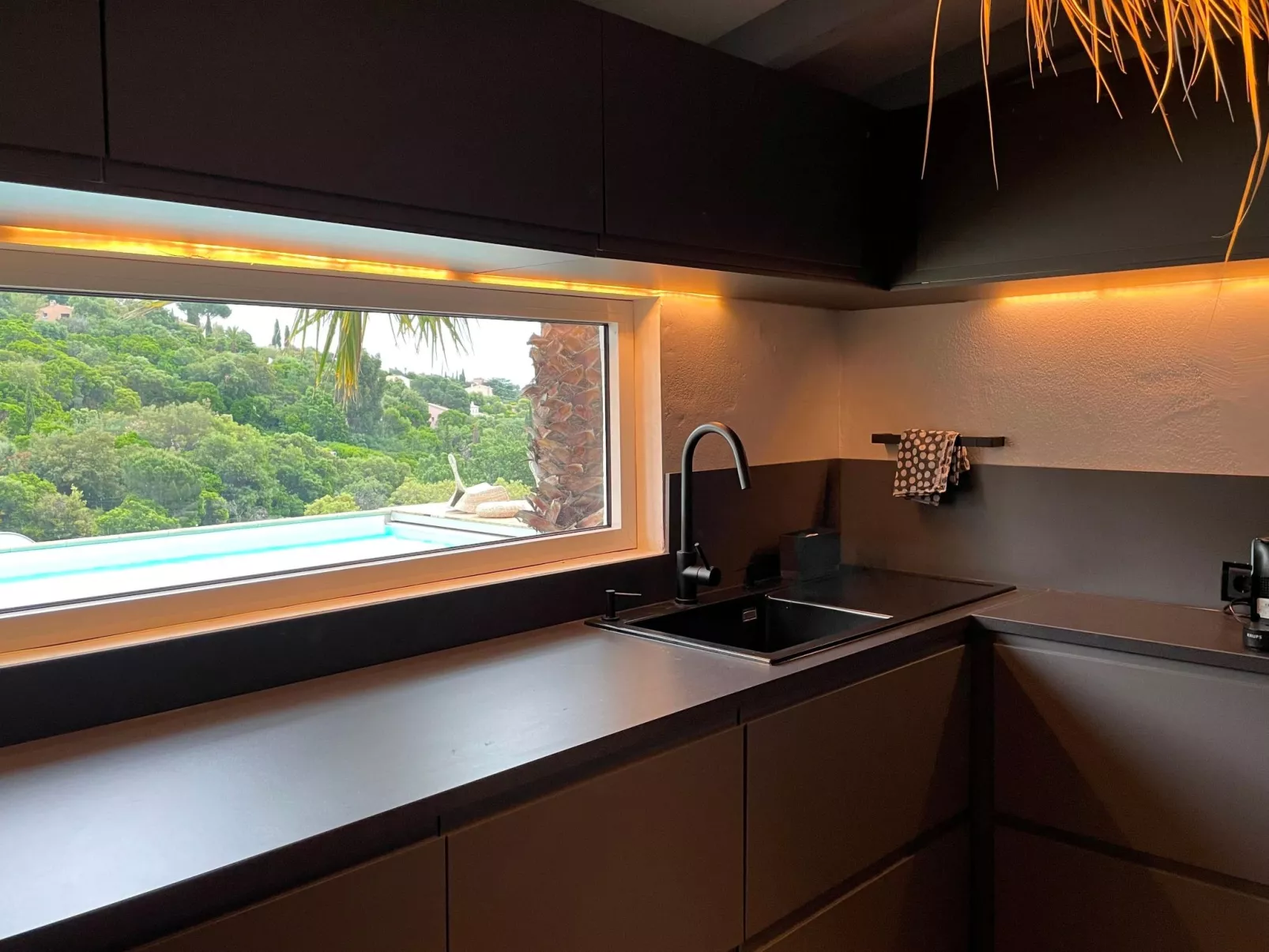 Mer de Palmiers-Buiten