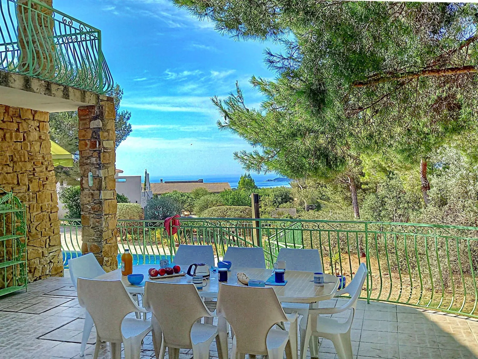 Villa und Pool mit Meerblick nur für Sie - Buiten