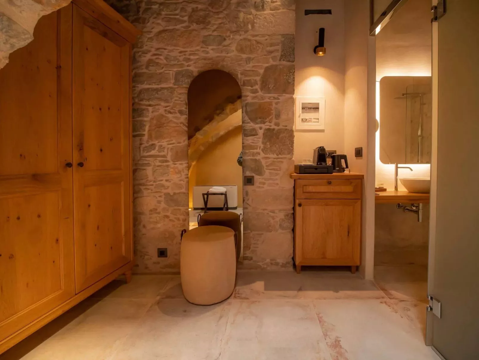 Santa Veneranda von Checkin Trikamaro - Image-tags.info