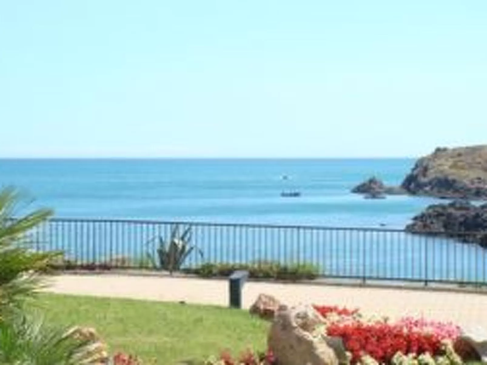 Mit Blick auf das Wasser-Buiten