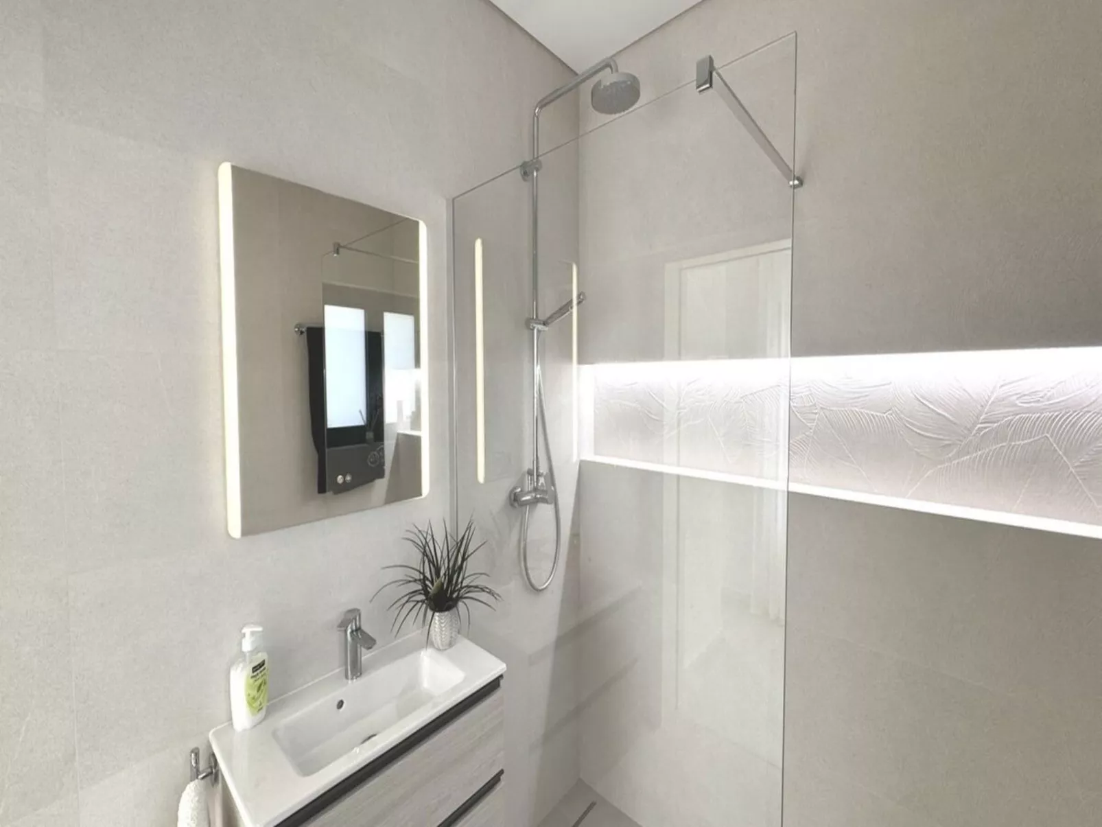 Strandhaus -Salzwasserpool, Geheizt Bedeckt-Binnen