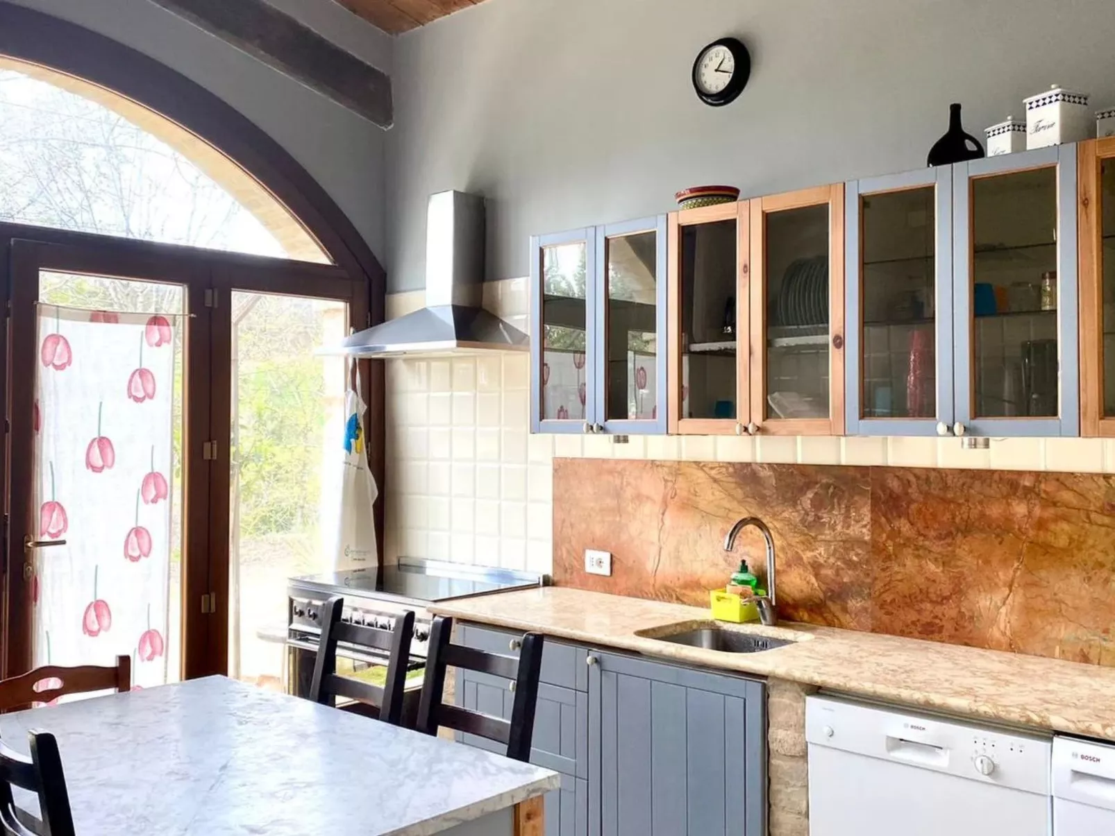 Villa mit Pool für 29 Personen ca. 800 m2-Binnen