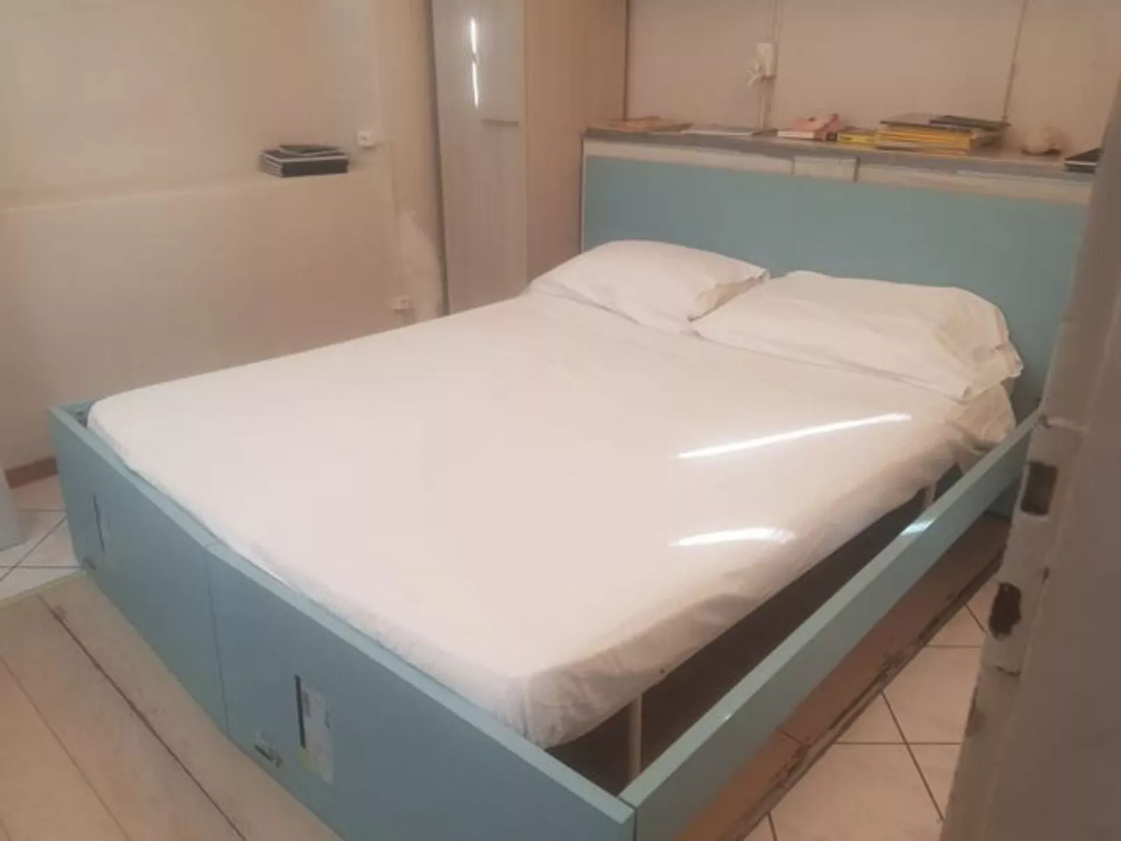 Mit Blick auf das Wasser-Binnen