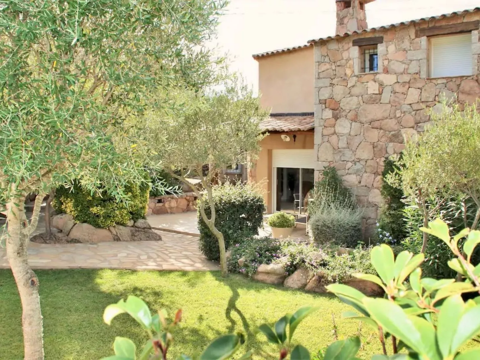 Luxusvilla aus Stein Concadoro-Buiten