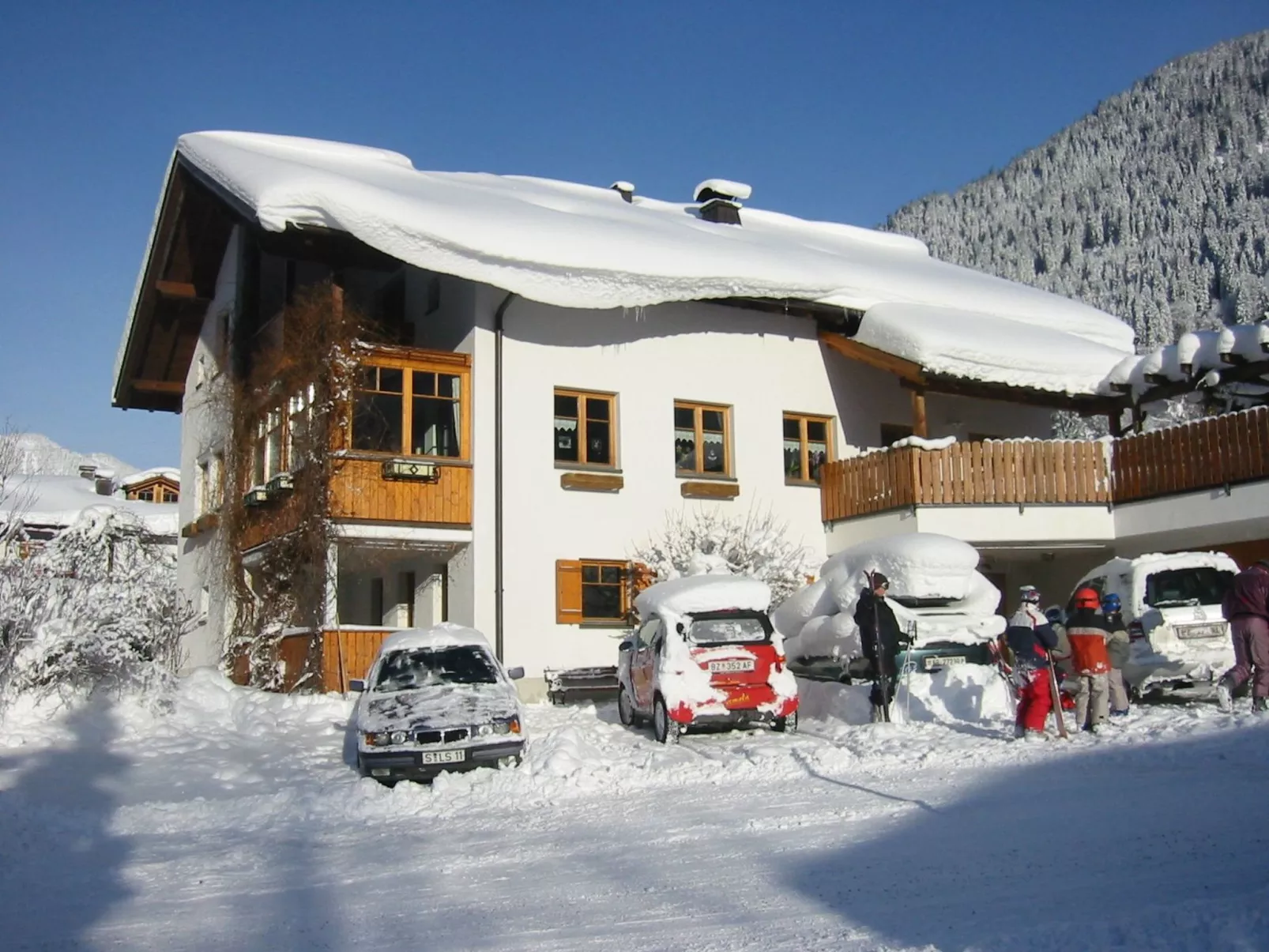 Ruhige Wohnung in Sankt Gallenkirch mit Garten-Buiten