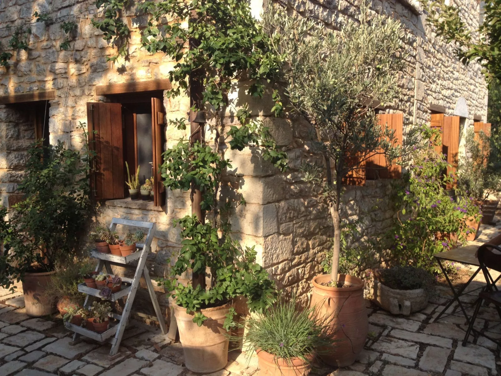 "Stone Retreat"-Buiten