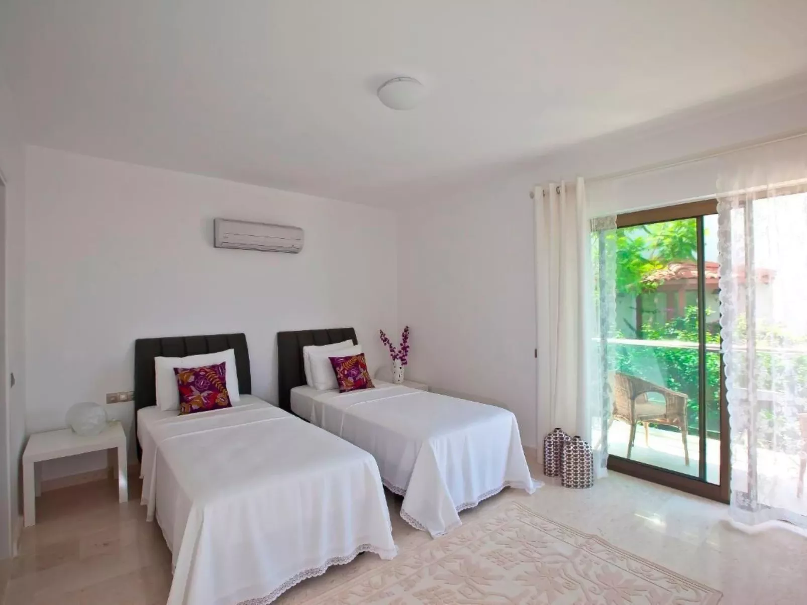 Ferienvilla mit Blick auf das Wasser-Binnen