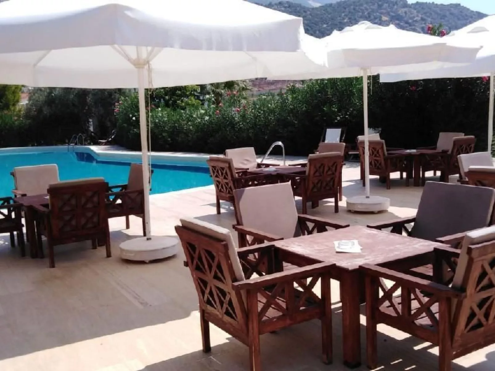 Mit Blick auf das Wasser-Buiten