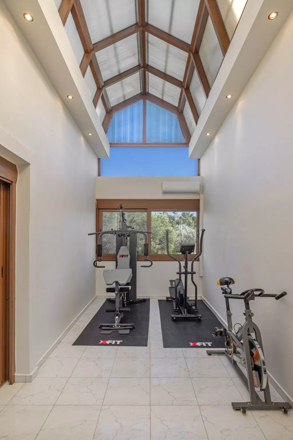 Mit Privatpool für 20 Personen in Ialysos, Dodekanes-Image-tags.info