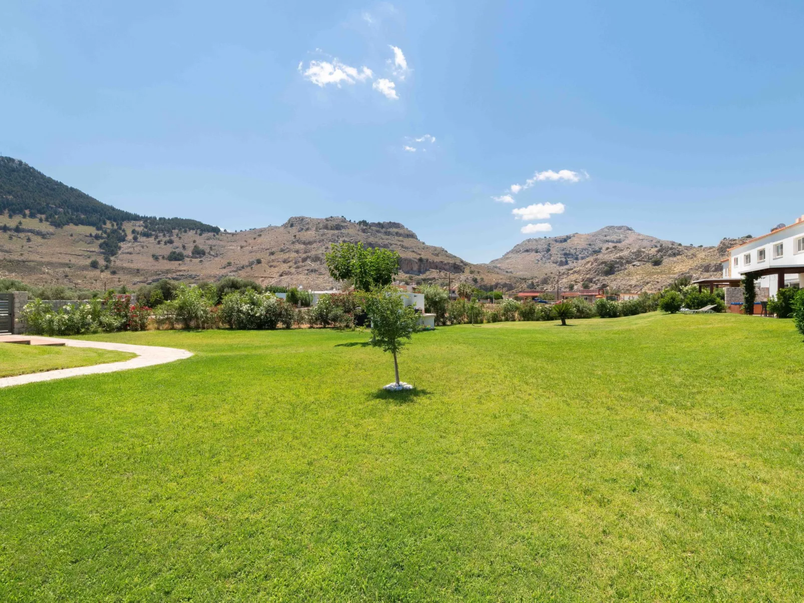 In Kolympia mit privatem Garten - Buiten