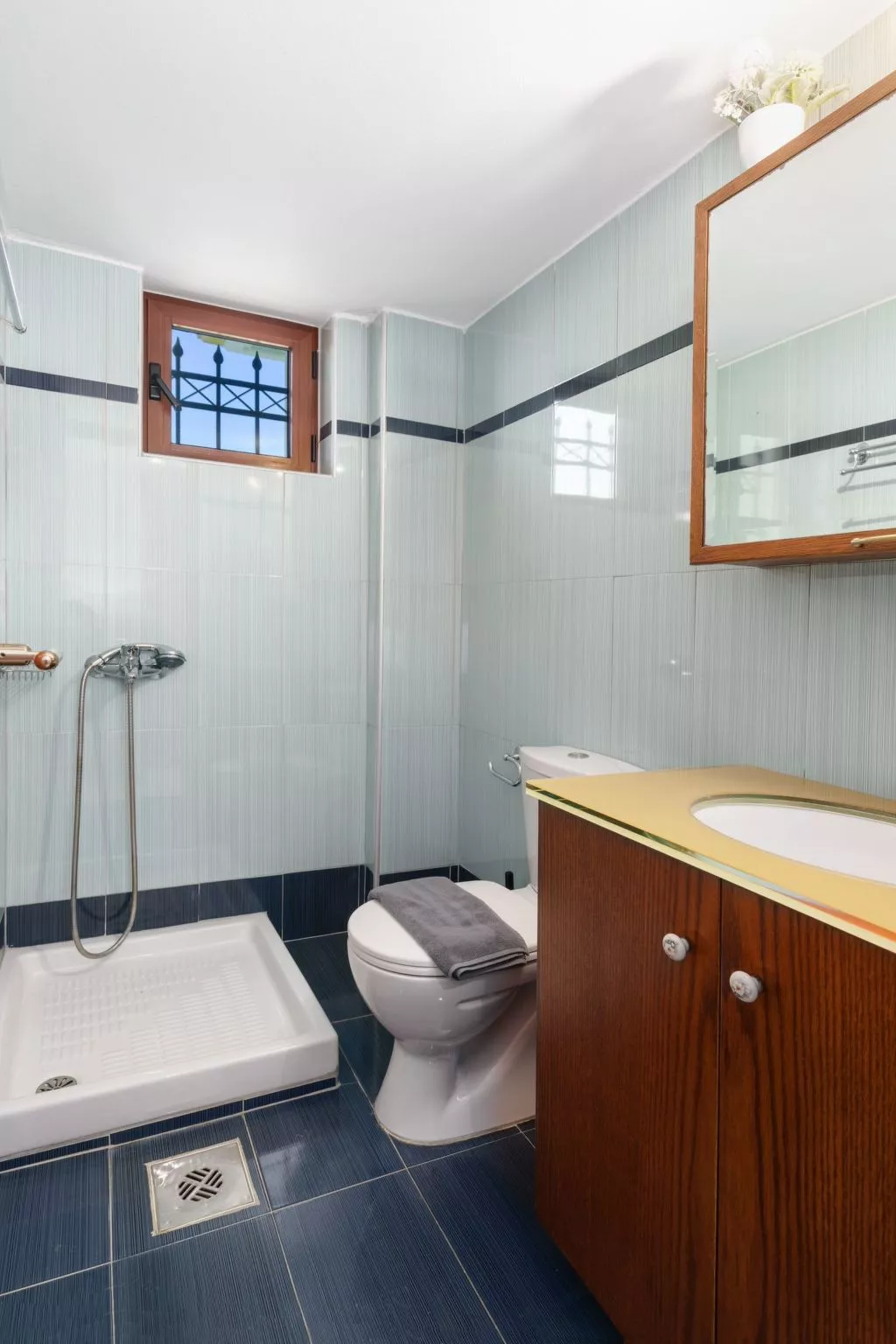 Villa mit Meerblick und privatem Pool, BBQ 1,5km vom Strand entfernt-Image-tags.info