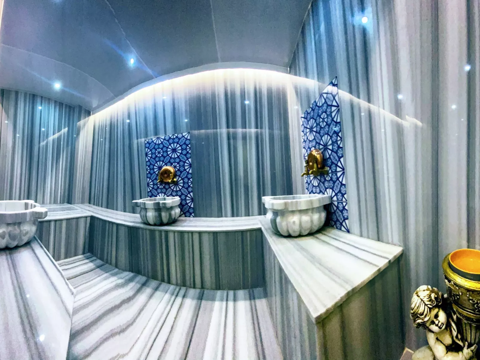 Berghütte mit eigenem Pool - Buiten