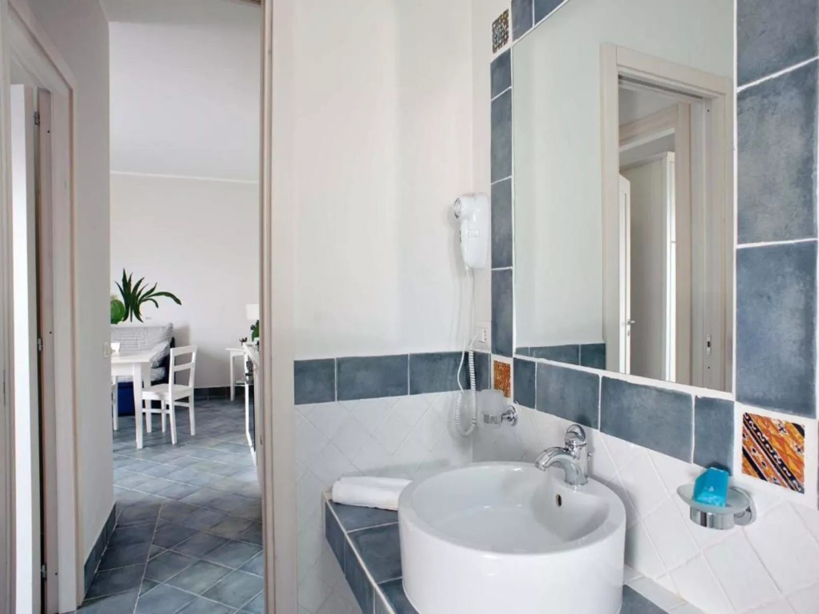 Flach violett-Binnen